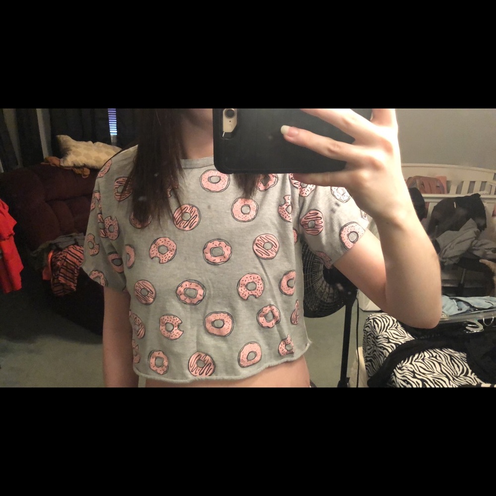 Donut crop top